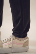 Bild in Galerie-Betrachter laden, Pants "Sweat Set" washed black