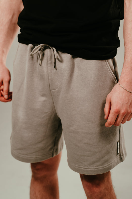 Short "anniversary" grey