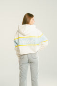 Bild in Galerie-Betrachter laden, Hoodie "fueled" white