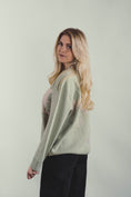 Bild in Galerie-Betrachter laden, Knit Sweater "Statement" green