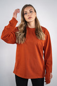 Bild in Galerie-Betrachter laden, Longsleeve "Arising" orange