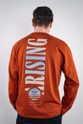 Bild in Galerie-Betrachter laden, Longsleeve "Arising" orange