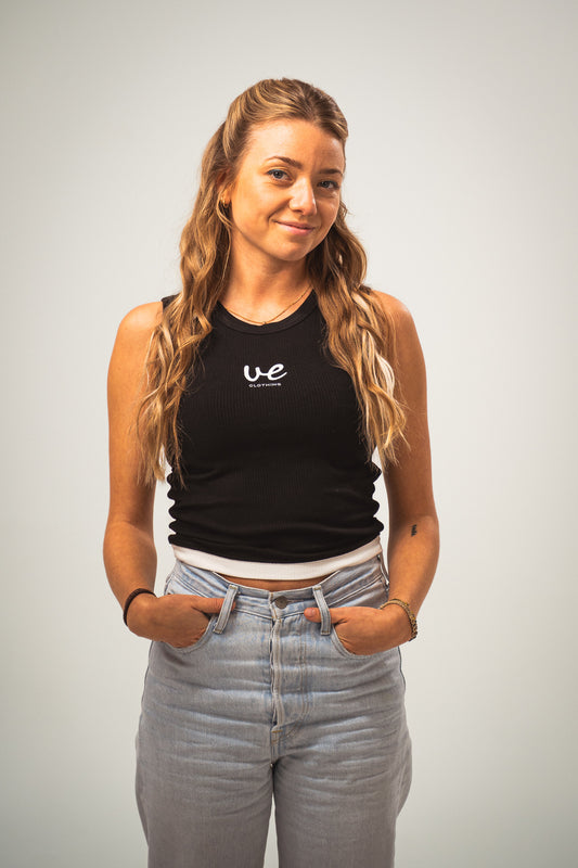 Women Top "reflect" black