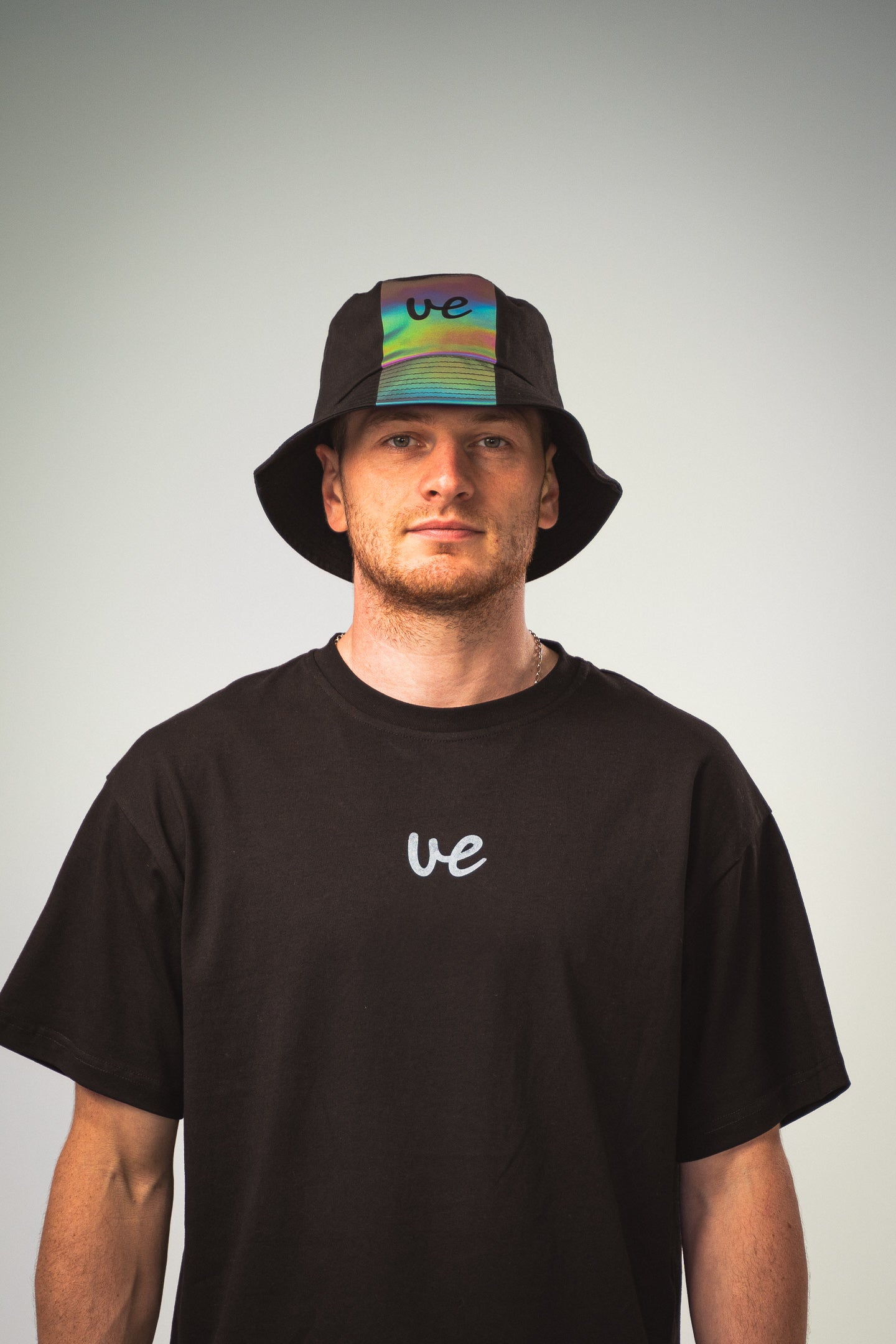 Bucket Hat "reflect" black