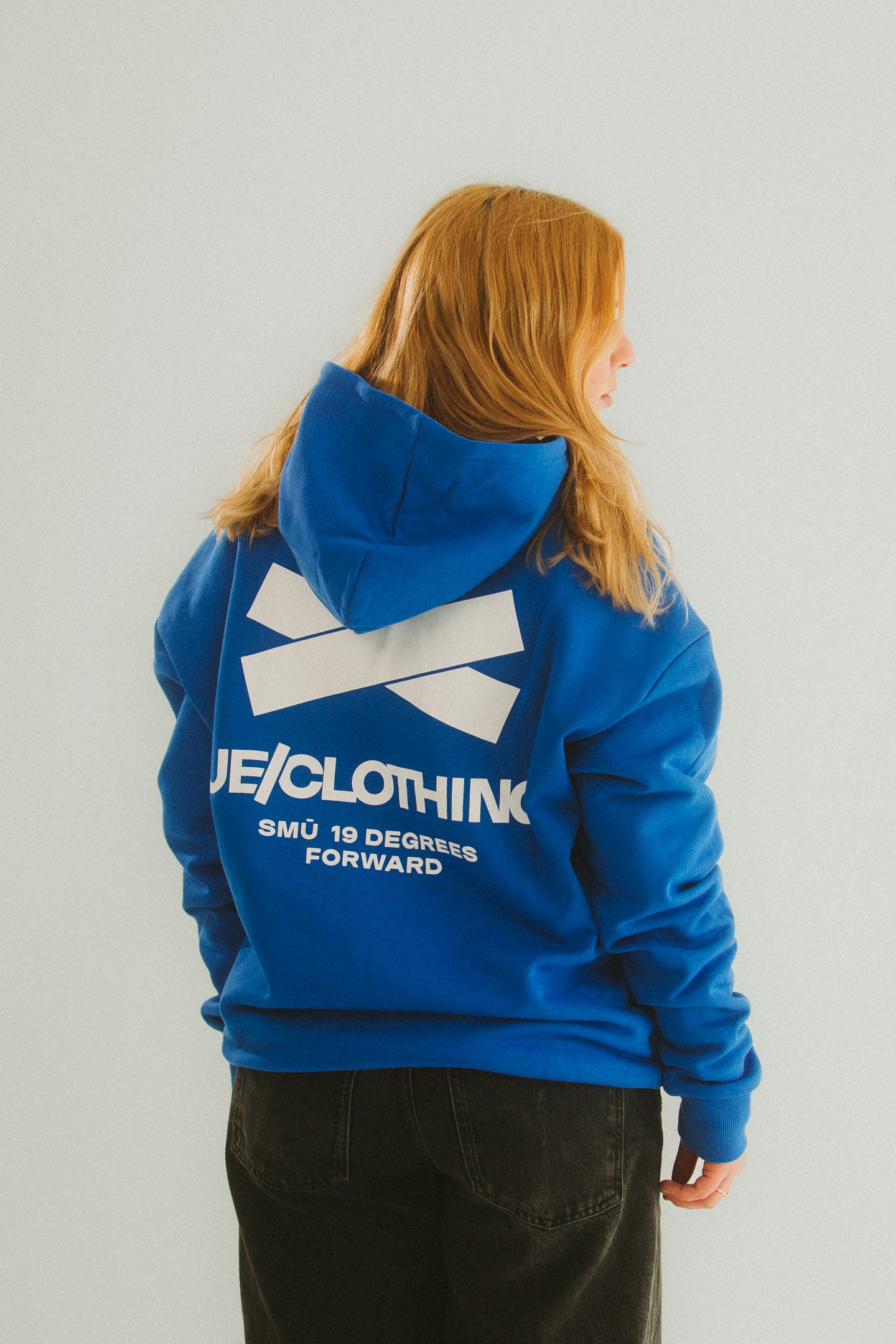 Hoodie "19degrees" marine blue