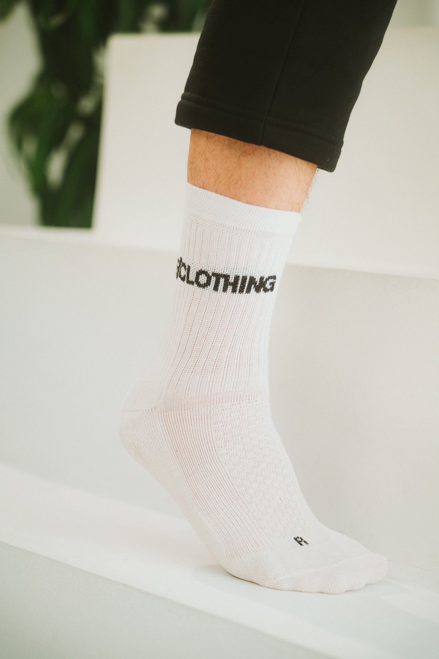 Socks "essential v3" white/black